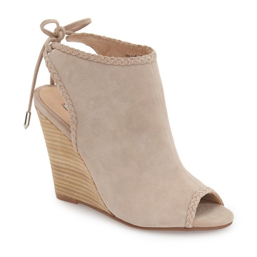 Kristin Cavallari Chinese Laundry Larox Mushroom Grey Suede Leather Wedges